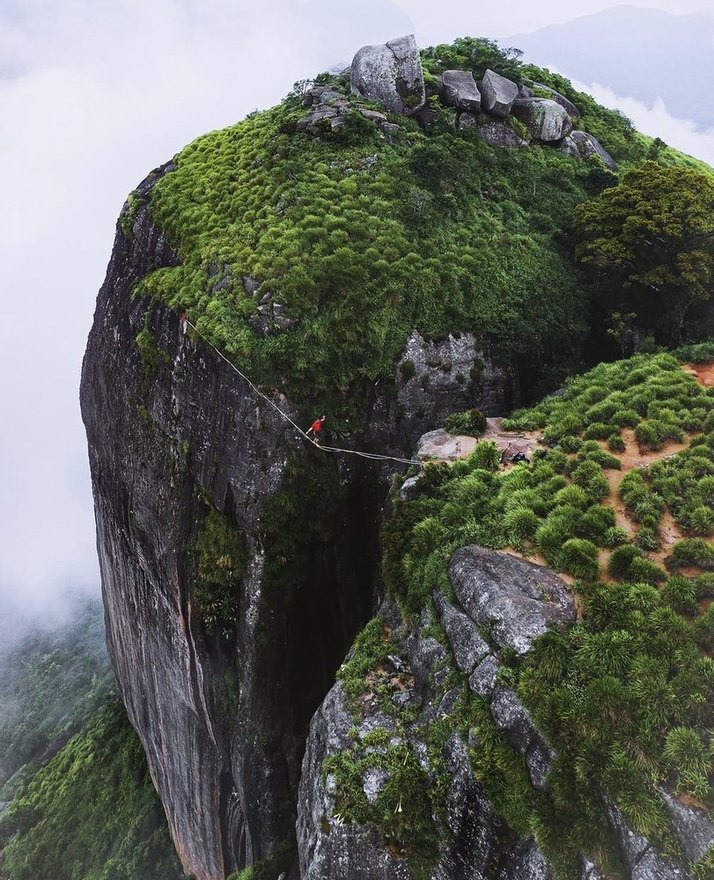 Discovery Channel &mdash; Cape Pillar